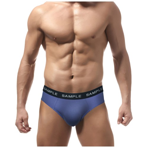 How does a trunk fit differently from a boxer brief?